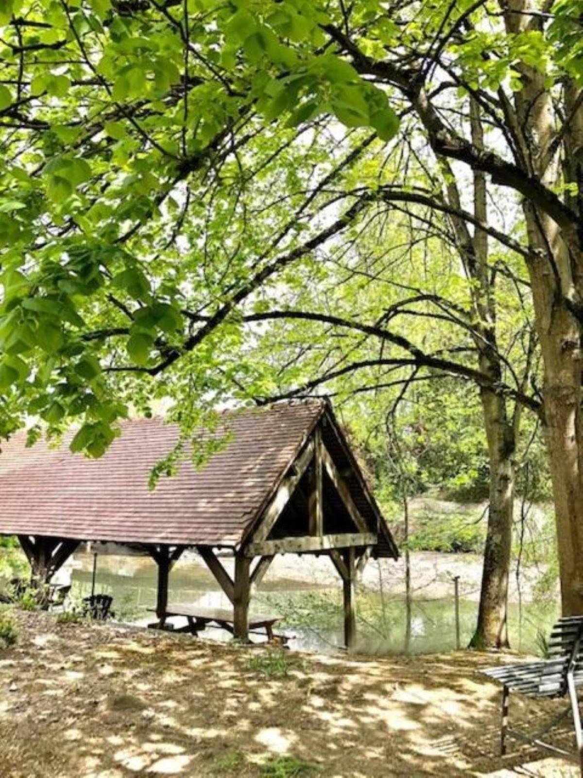 ไอบิส ชาร์ทร์ ซองทร์ กาเทรดาล Hotel ชาร์ตร ภายนอก รูปภาพ